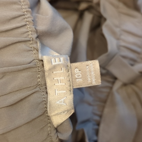 Athleta Featherlight Paper Bag High Tie Waist Women's Light Gray Pants 10P - Picture 5 of 7